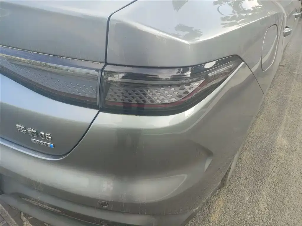 BYD Seal 05 DM-i — фото 6