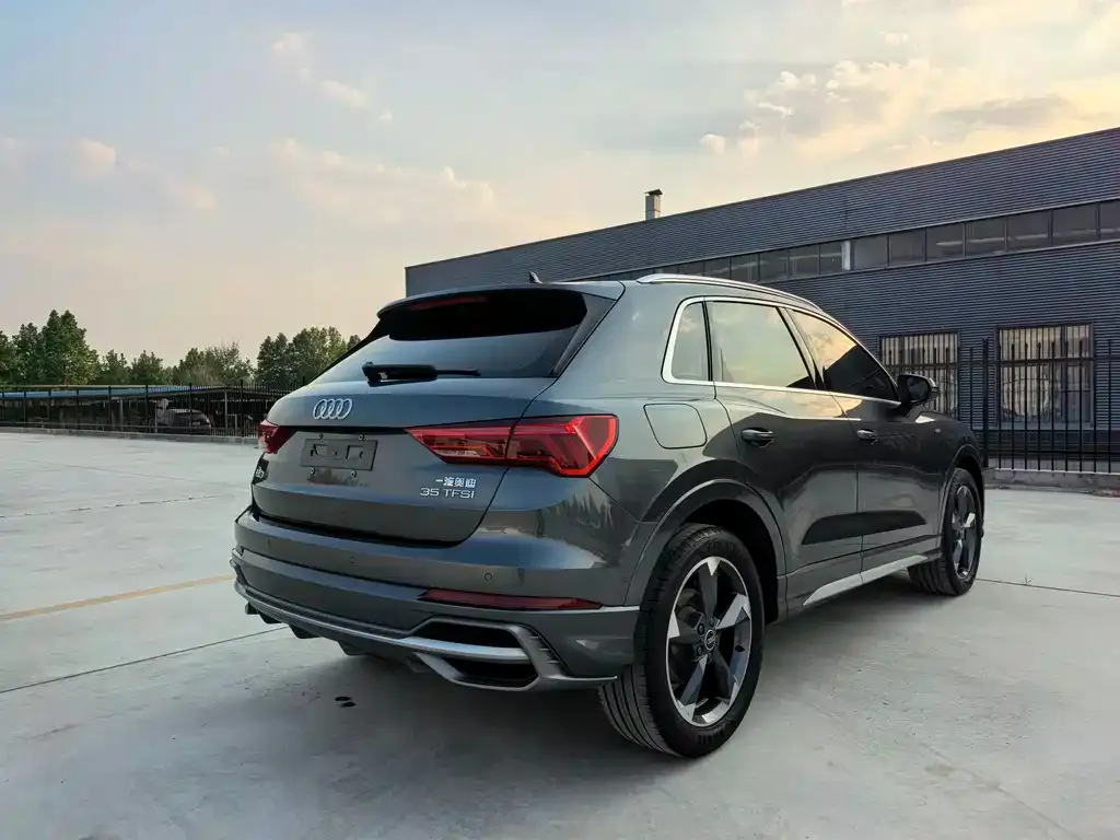 Audi Q3 — фото 3