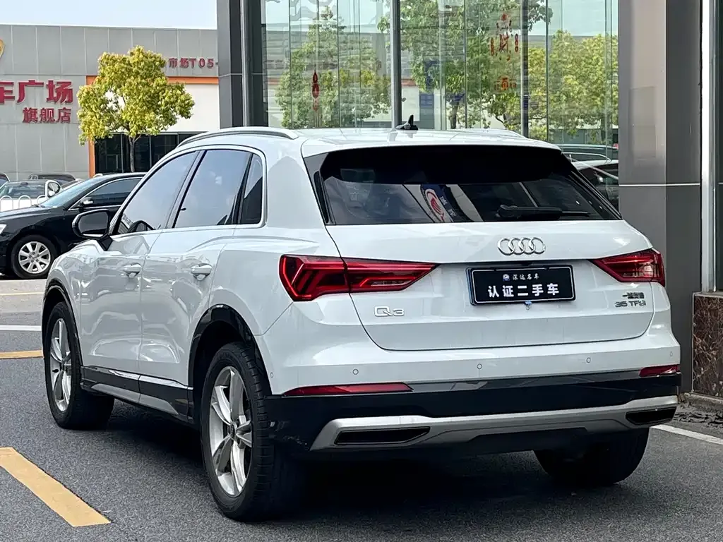 Audi Q3 — фото 7