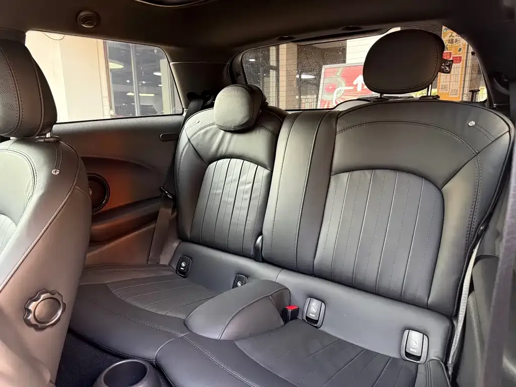 MINI JCW (John Cooper Works) 2022 из CN, фото 2