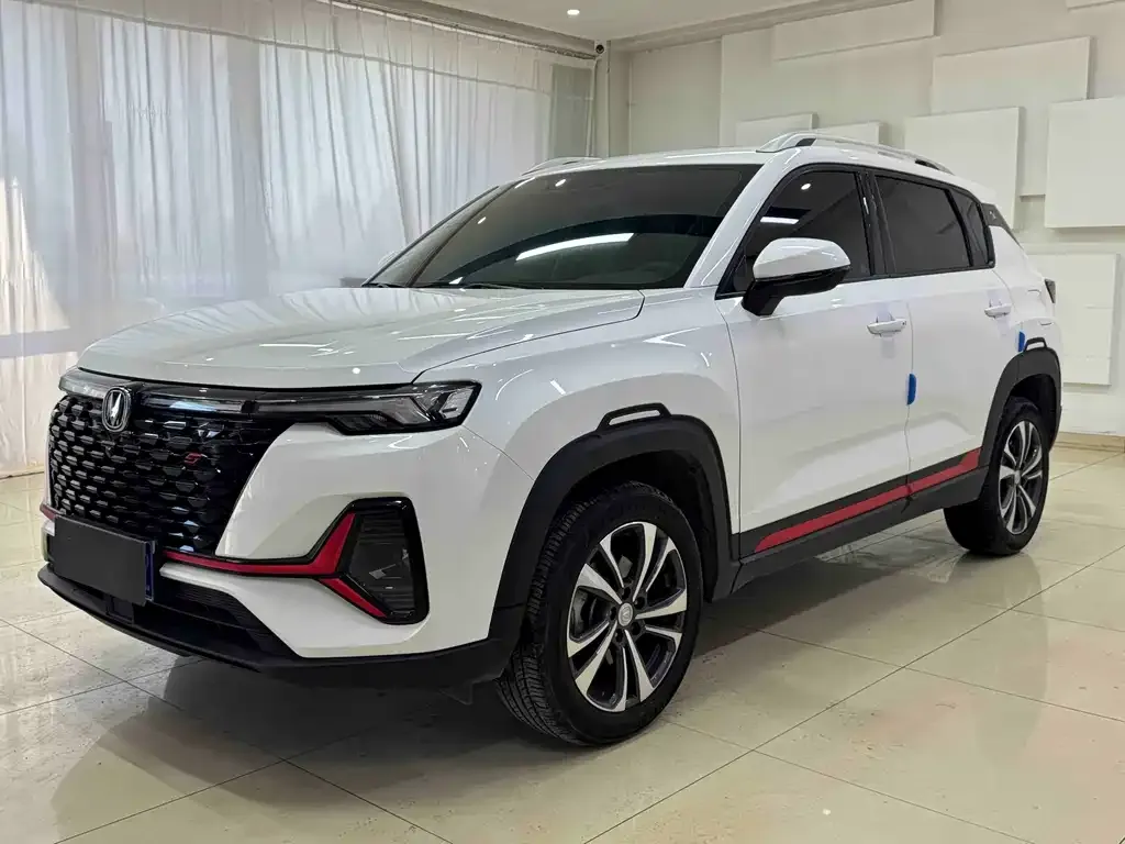 Changan CS35PLUS — фото 1