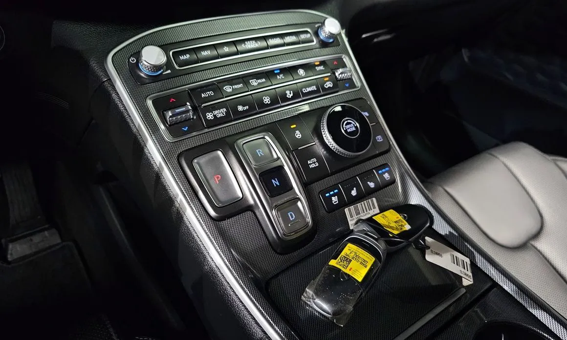 Hyundai Santafe — фото 9