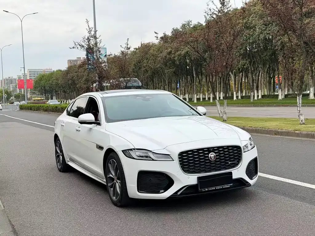 Jaguar XFL 2023 из CN, фото 10