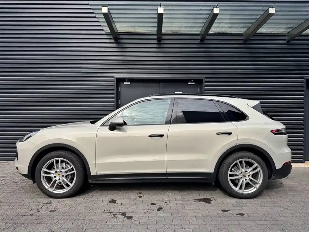 Porsche Cayenne — фото 8
