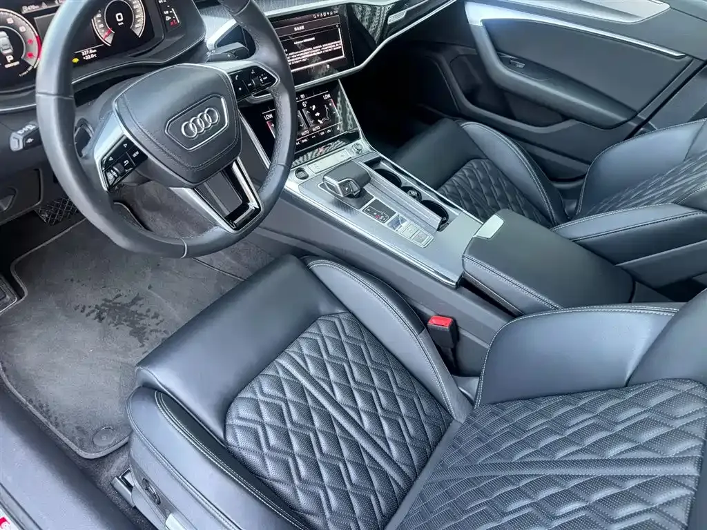 Audi A6L — фото 4