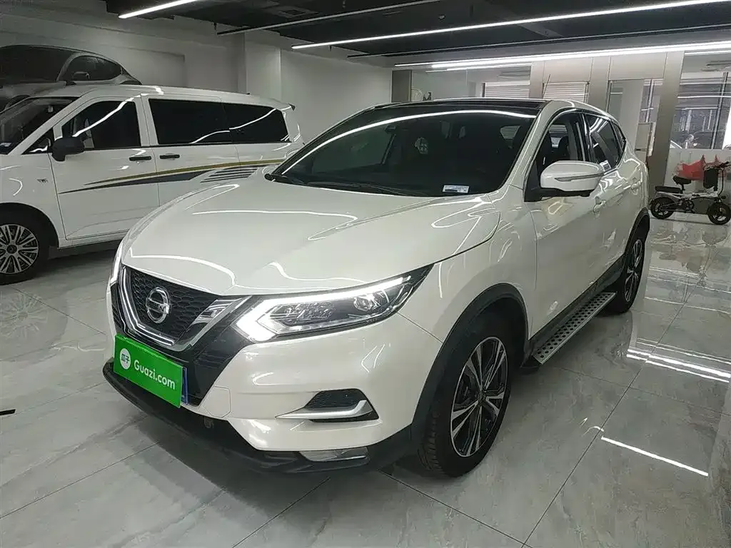 Nissan Qashqai — фото 2