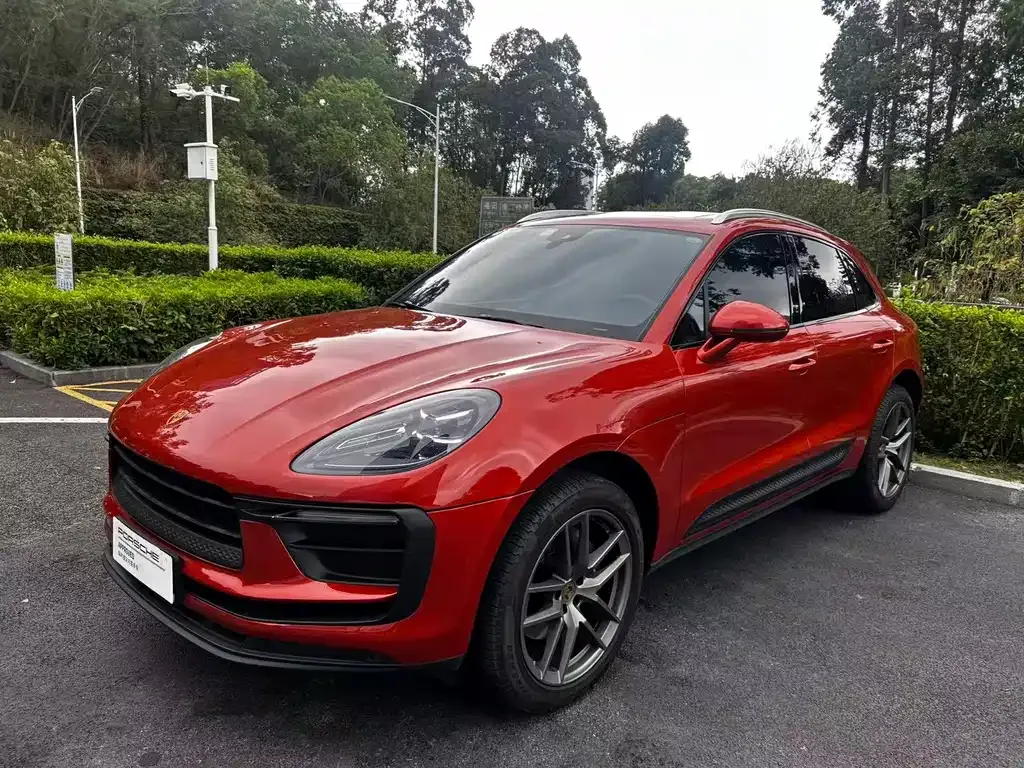 Porsche Macan — фото 1