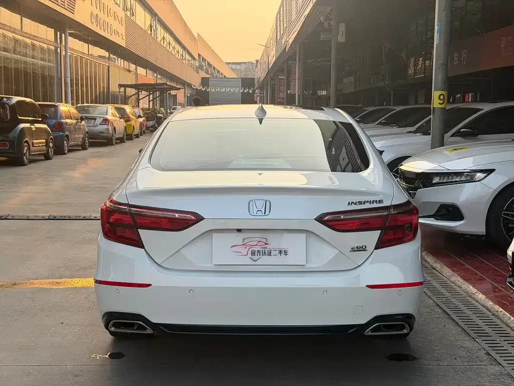 Honda Inspire — фото 4