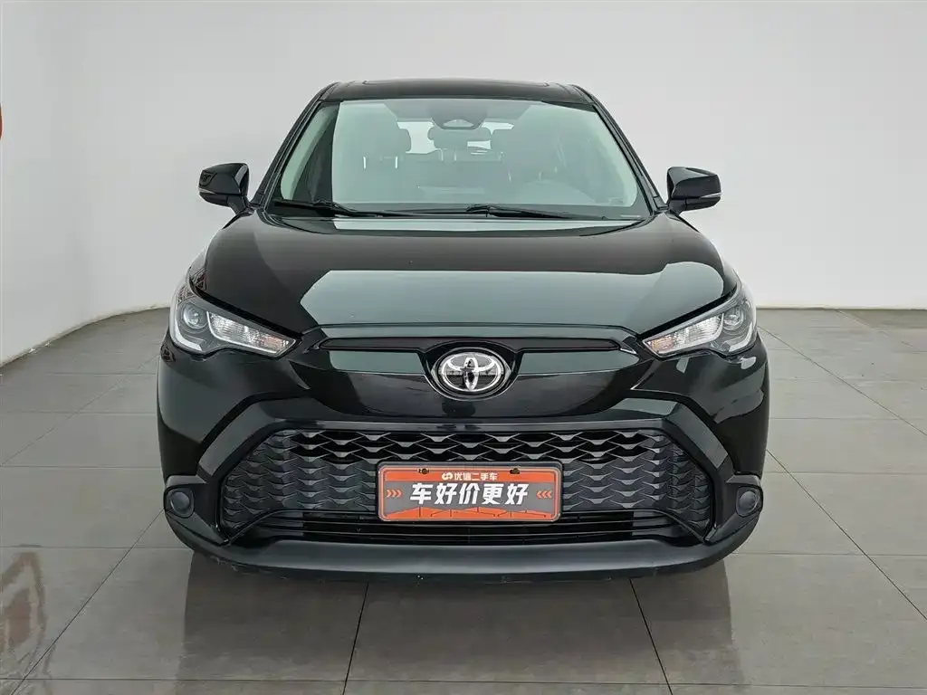 Toyota Frontlander 2023 из CN, фото 3