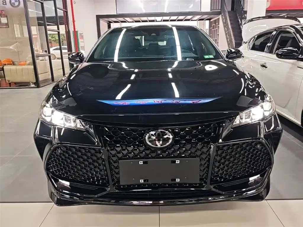 Toyota Avalon 2022 из CN, фото 7