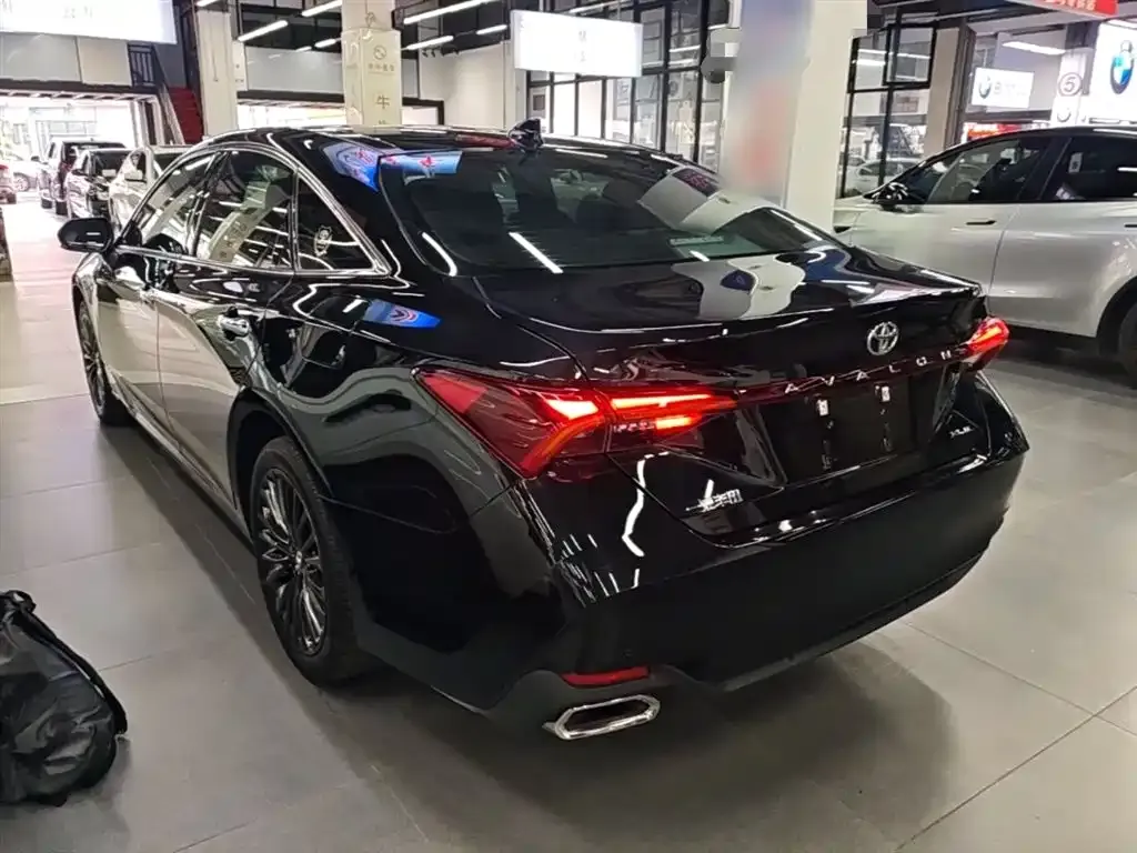 Toyota Avalon 2022 из CN, фото 5