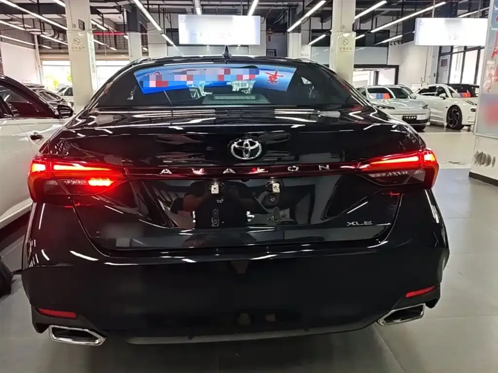 Toyota Avalon 2022 из CN, фото 6