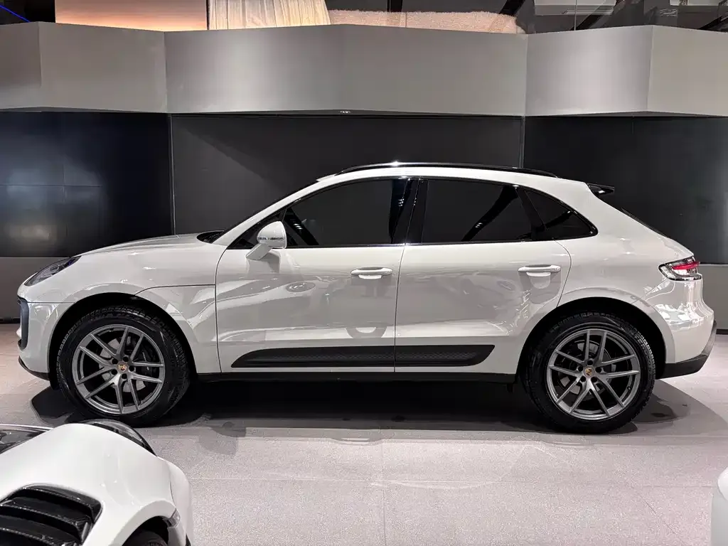 Porsche Macan 2023 из CN, фото 8