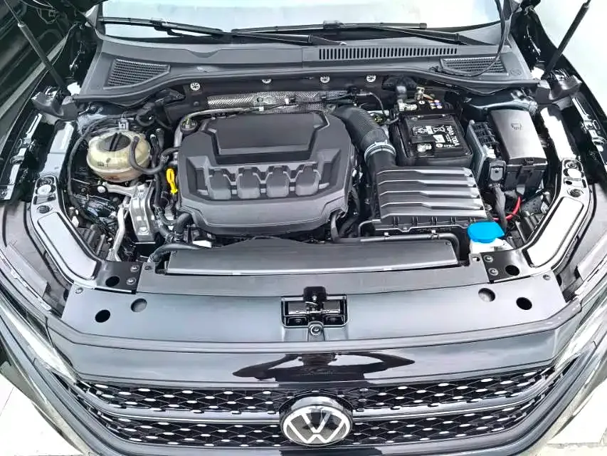 Volkswagen Passat — фото 6