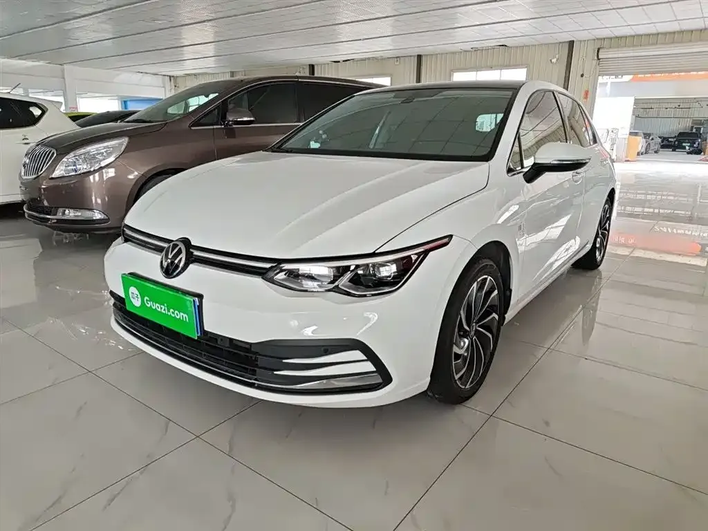 Volkswagen Golf 2022 из CN, фото 1