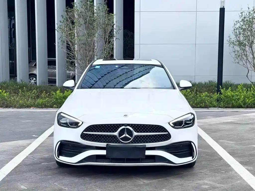 Mercedes-Benz C-Class — фото 10
