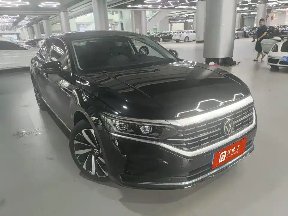 Volkswagen Passat — фото 9