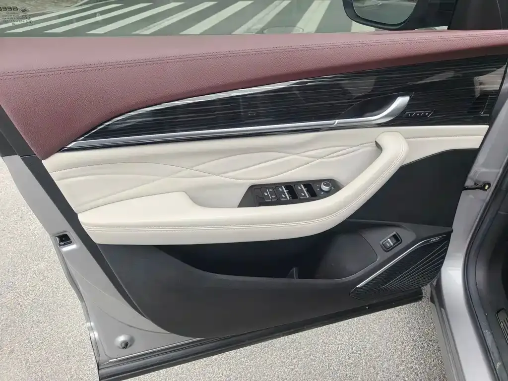 Geely Xingyue L 2023 из CN, фото 4