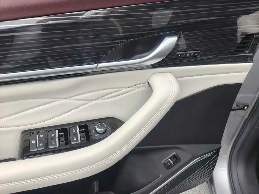 Geely Xingyue L 2023 из CN, фото 3