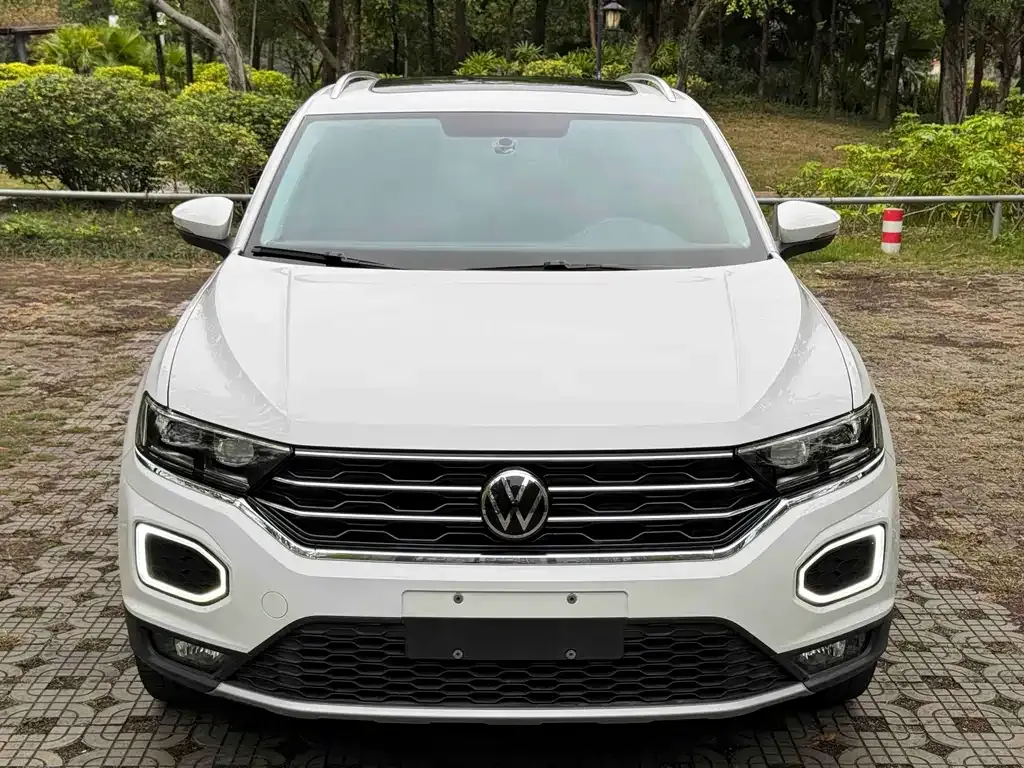 Volkswagen T-Roc — фото 4