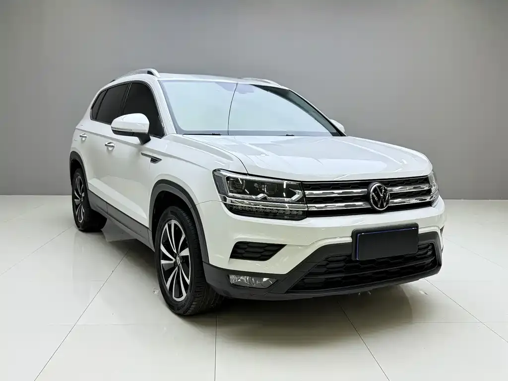 Volkswagen Tharu — фото 2
