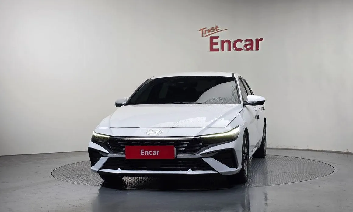 Hyundai AVANTE — фото 3