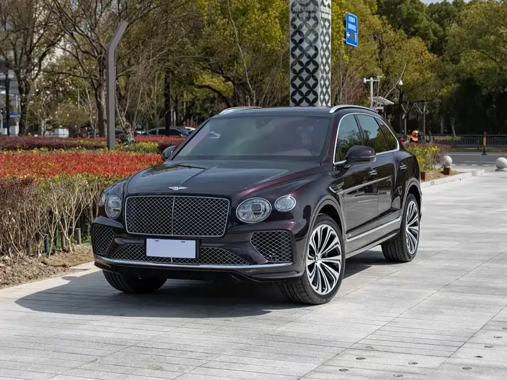 Bentley Bentayga — фото 1
