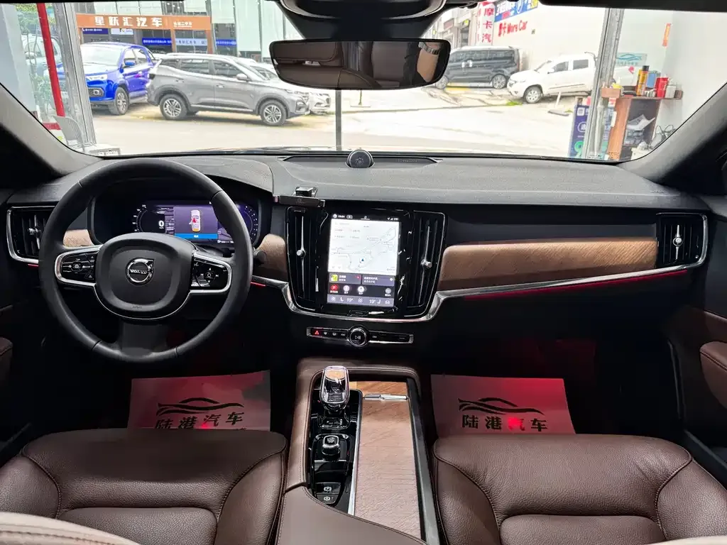 Volvo S90 — фото 4
