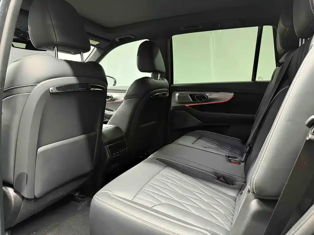 GAC Motor Trumpchi GS8 — фото 8