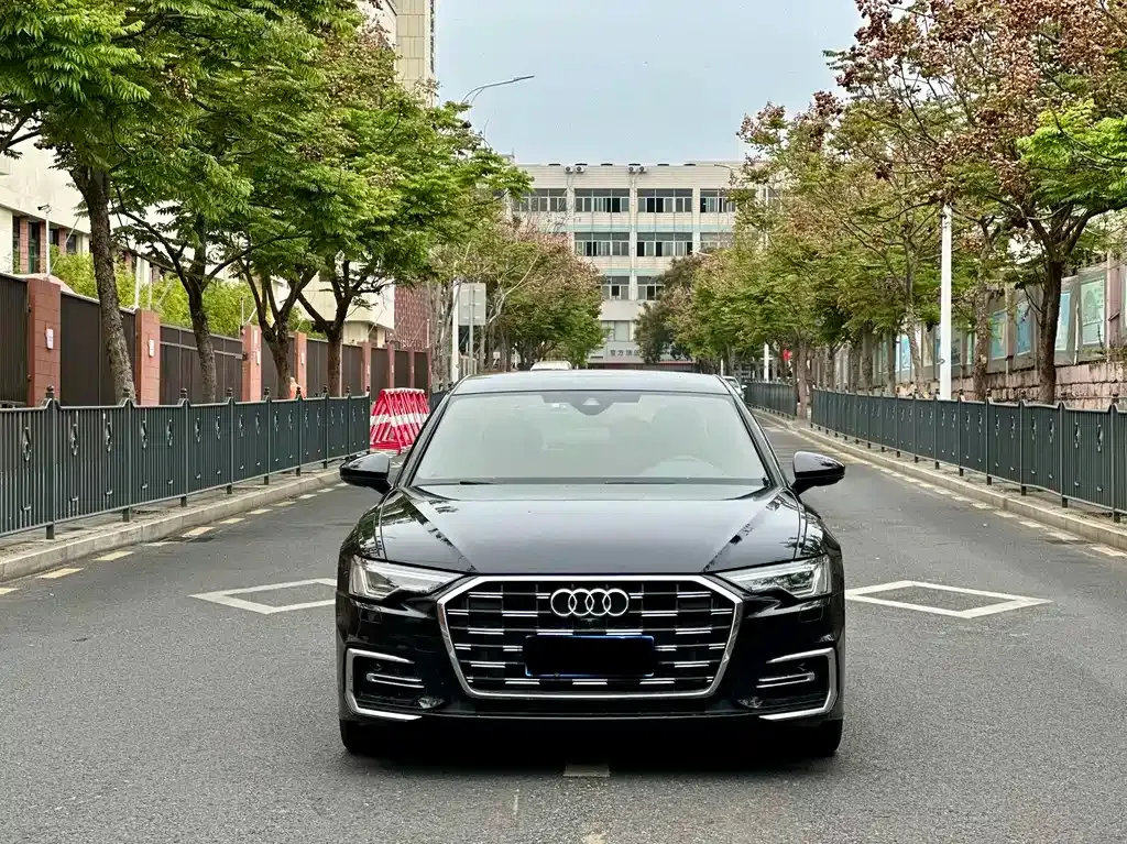 Audi A6L — фото 3