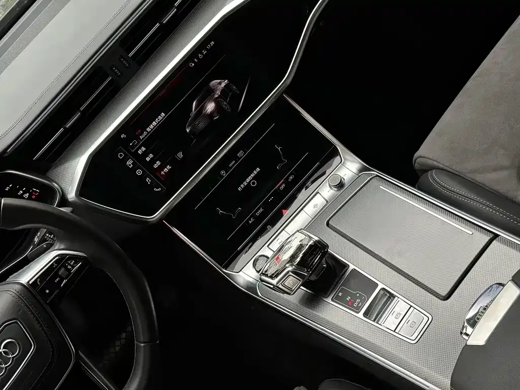 Audi A6L — фото 5