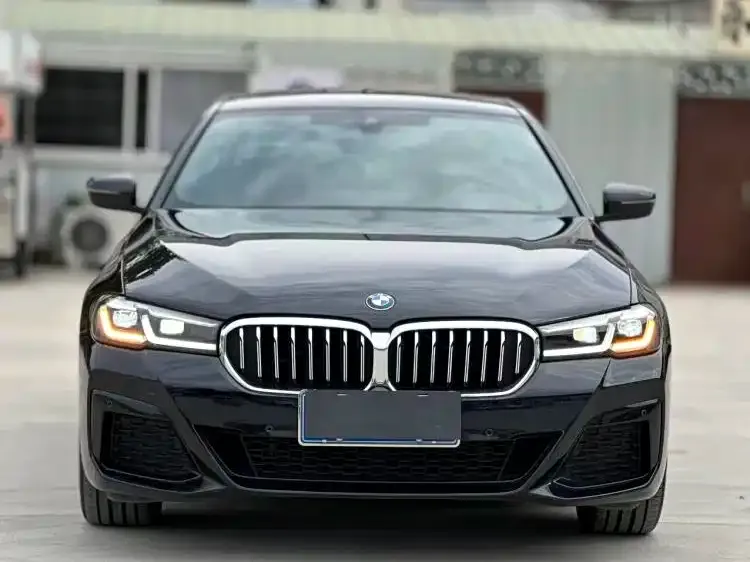 BMW 5 Series — фото 9