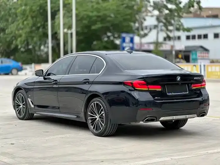 BMW 5 Series — фото 7