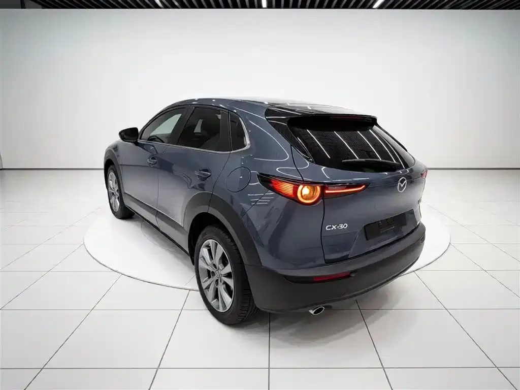 Mazda CX-30 2021 из CN, фото 5