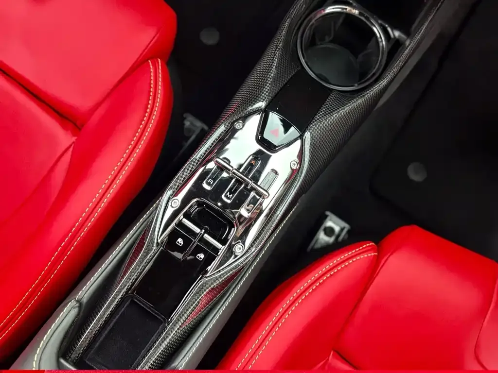 Ferrari SF90 2023 из CN, фото 2