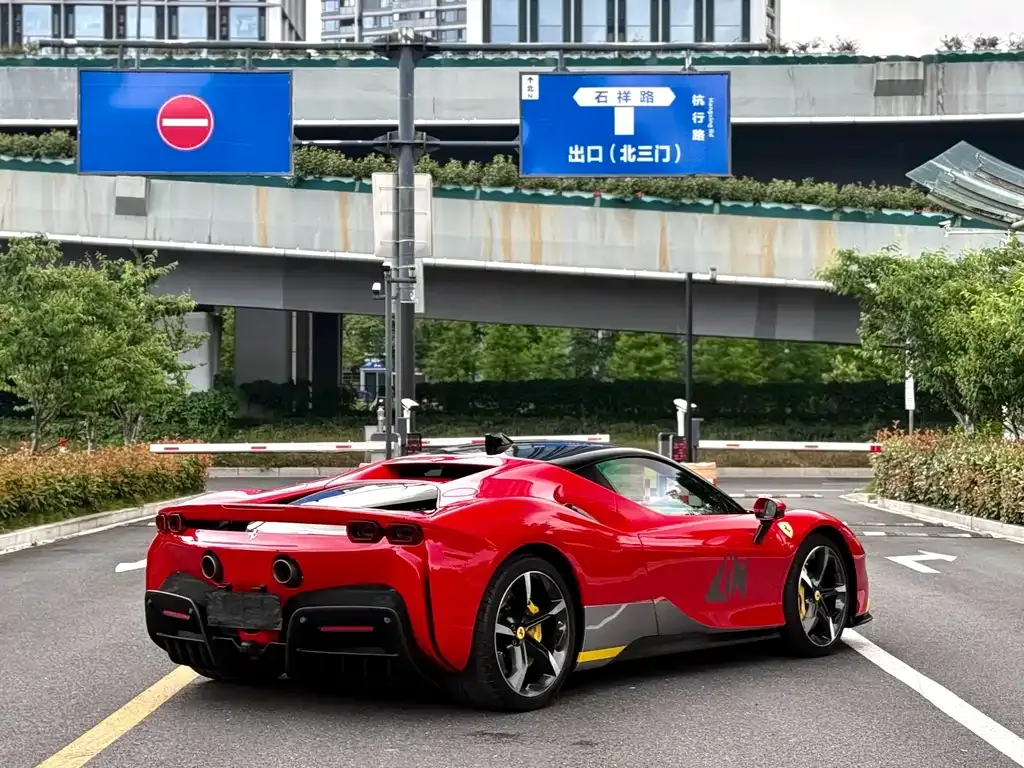 Ferrari SF90 2023 из CN, фото 9