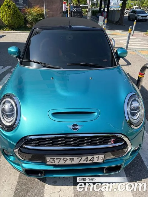 Mini Cooper Convertible 2021 из KR, фото 5