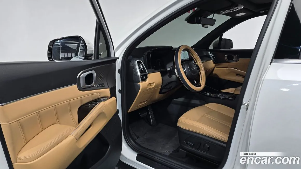 Kia Sorento — фото 8
