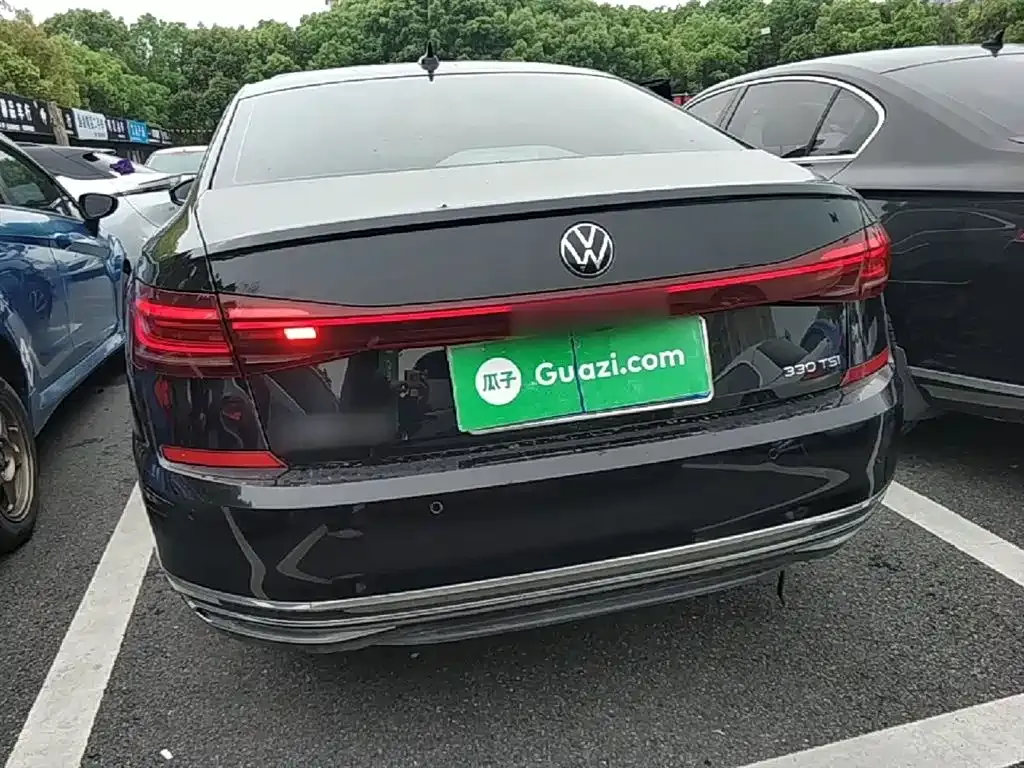 Volkswagen Passat 2023 из CN, фото 4