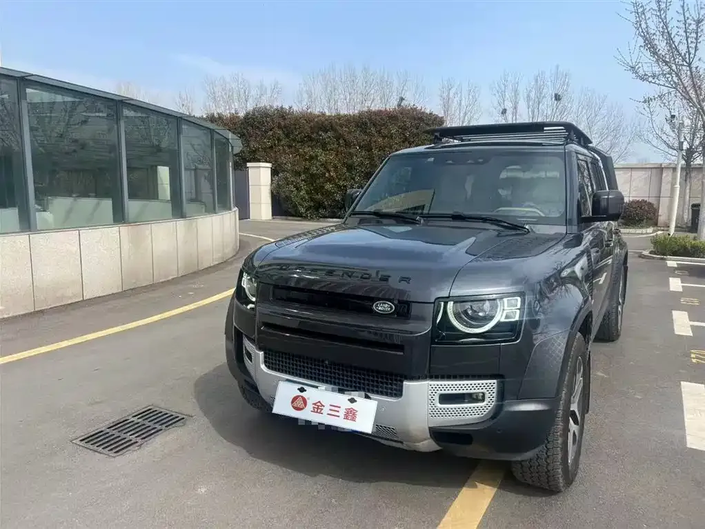 Land Rover Defender — фото 1