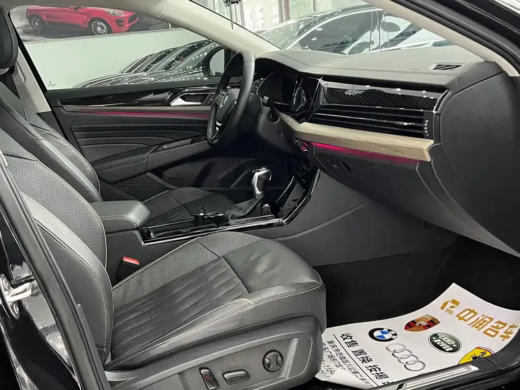 Volkswagen Passat — фото 10