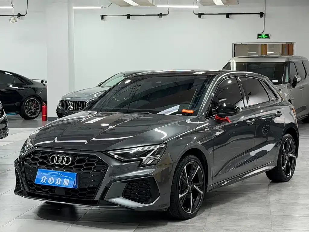 Audi A3 2024 из CN, фото 1