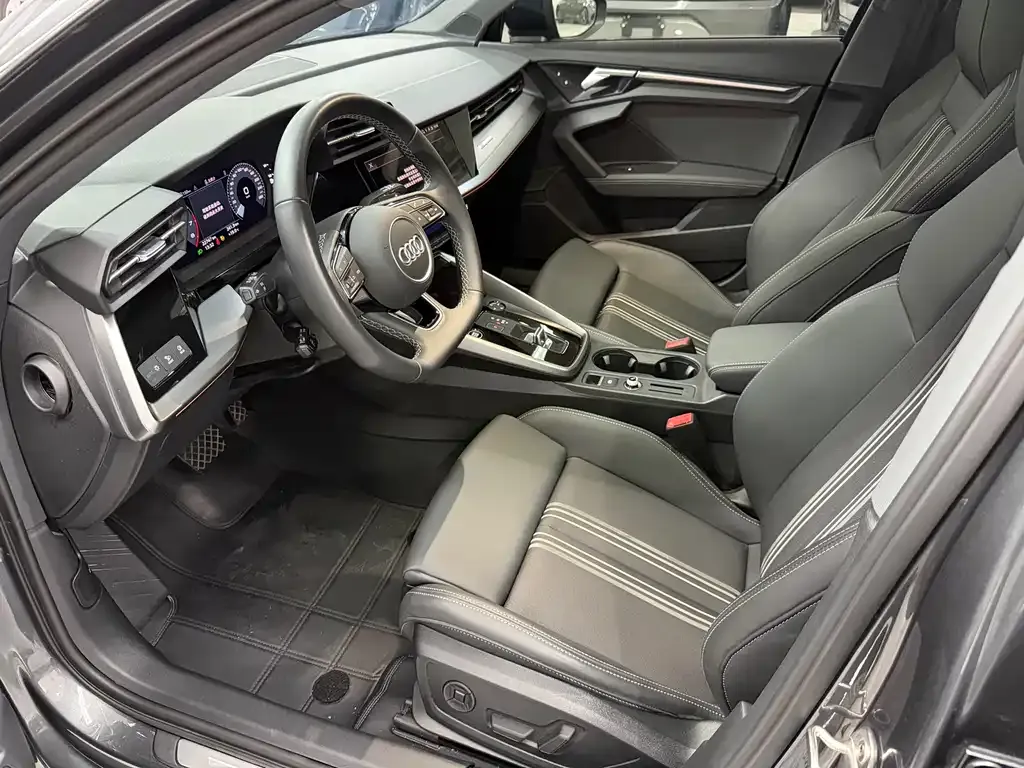 Audi A3 2024 из CN, фото 10