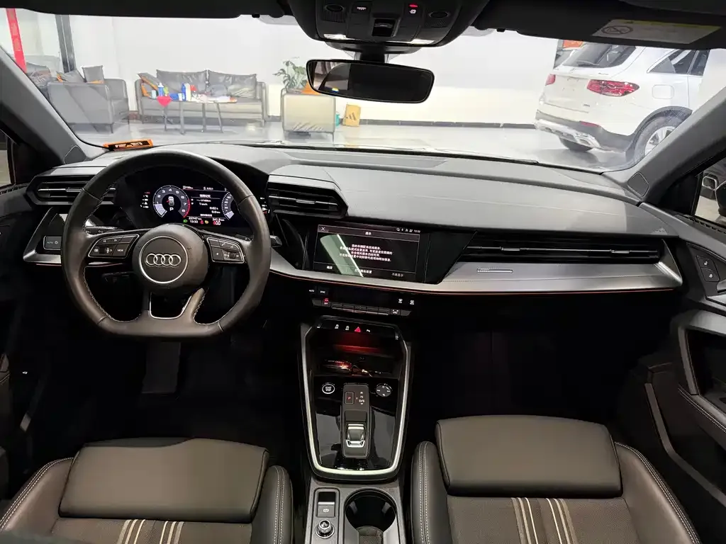 Audi A3 2024 из CN, фото 5