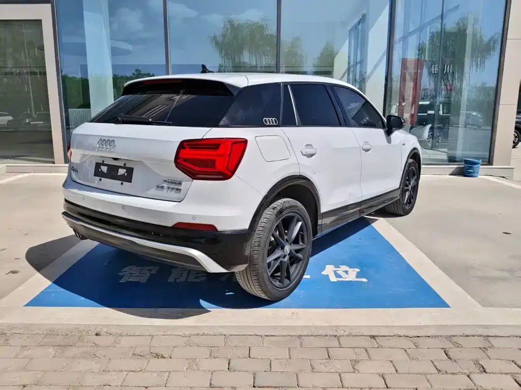 Audi Q2L 2021 из CN, фото 10