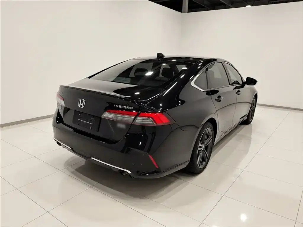 Honda Inspire — фото 4