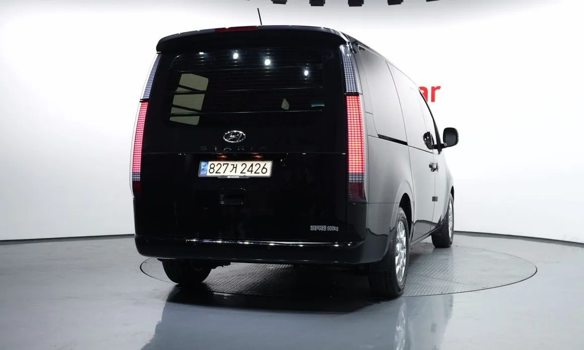 Hyundai Staria — фото 2