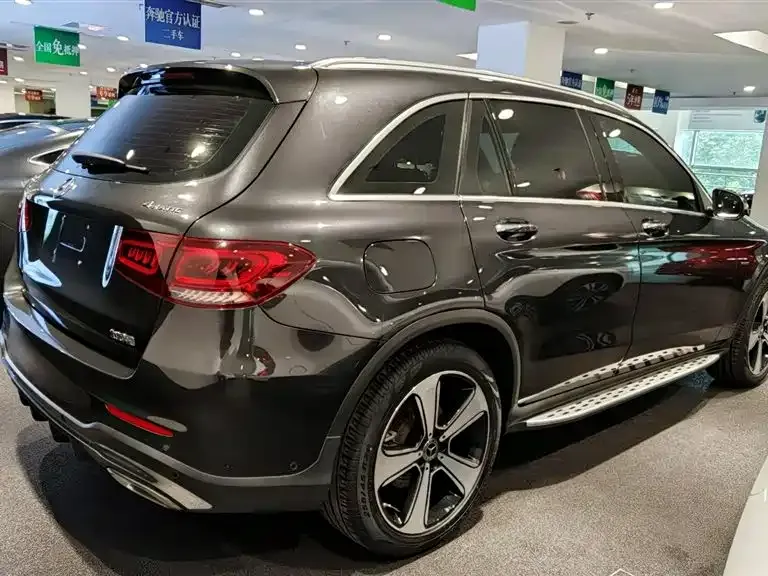 Mercedes-Benz GLC — фото 8