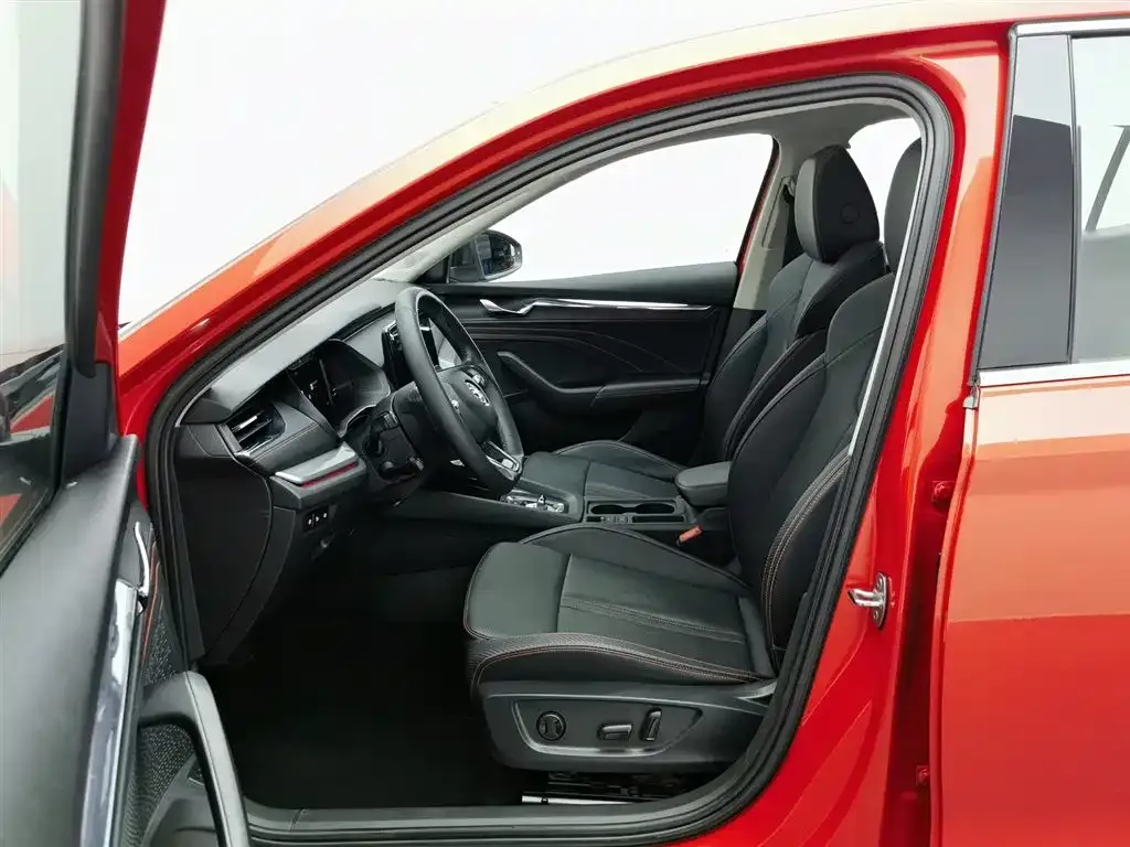 Skoda Octavia 2021 из CN, фото 2