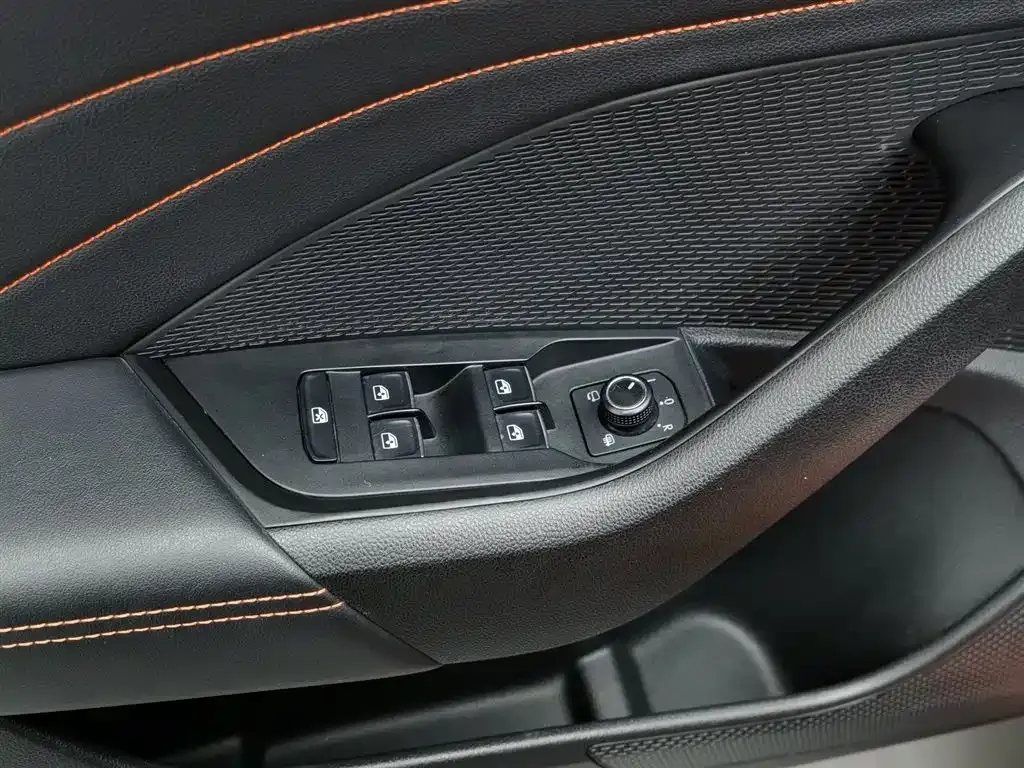 Skoda Octavia 2021 из CN, фото 5